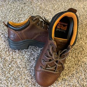 Timberland Pro Women’s Titan Oxford Alloy Toe Work Shoe Size 8